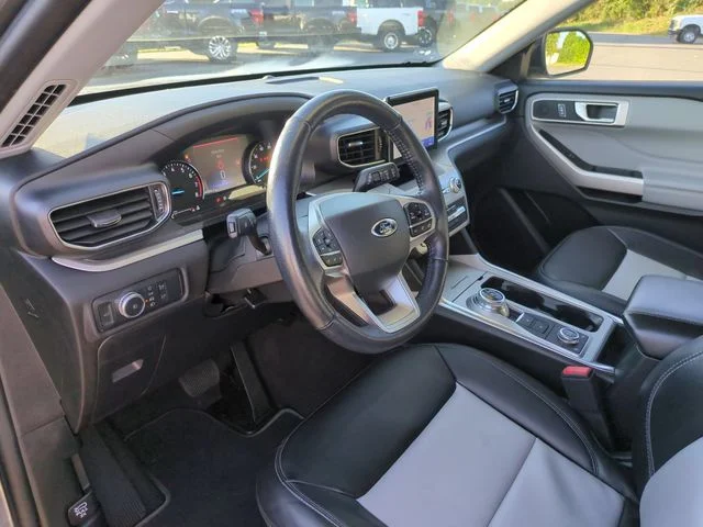 Used 2022 Gray Ford XLT image 15