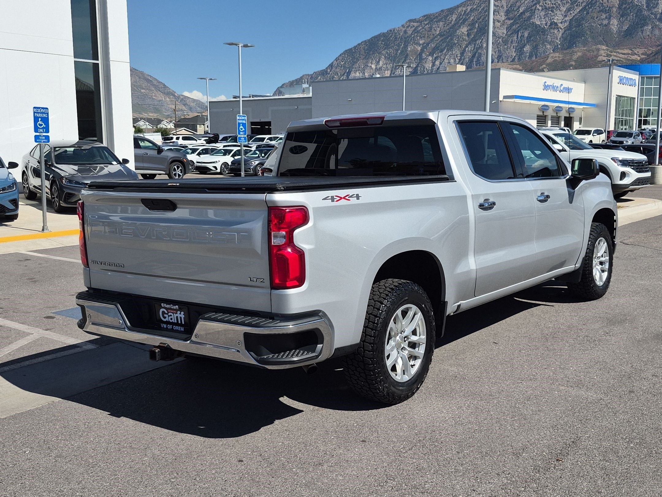Used 2019 Silver Ice Metallic Chevrolet LTZ image 3