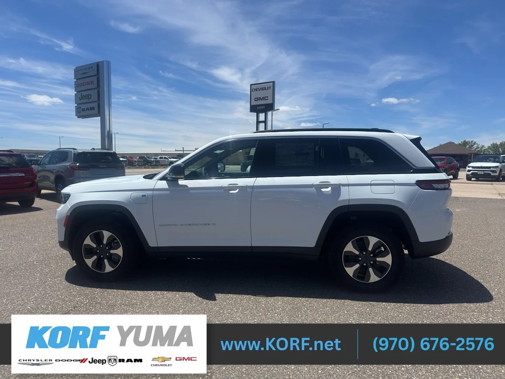 Used 2024 Bright White Clearcoat Jeep Limited image 1