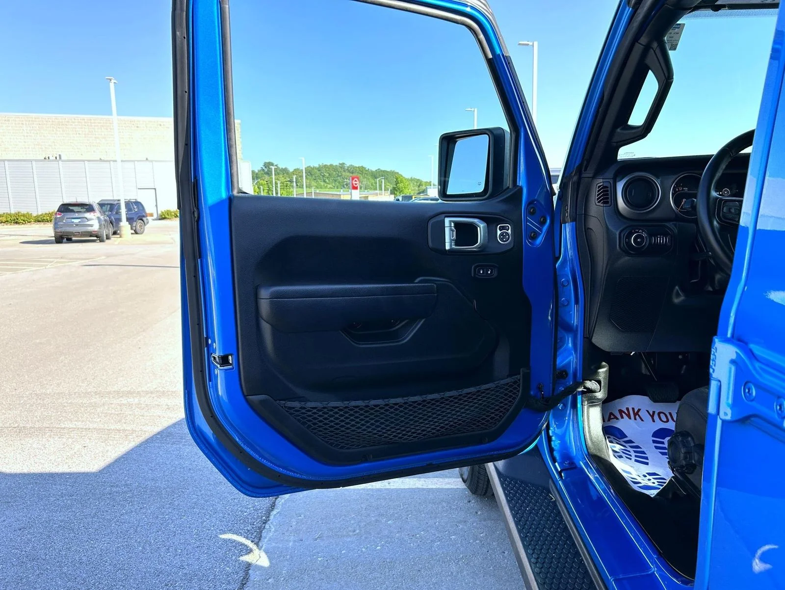 Used 2022 Blue Jeep Unlimited Sport S image 9