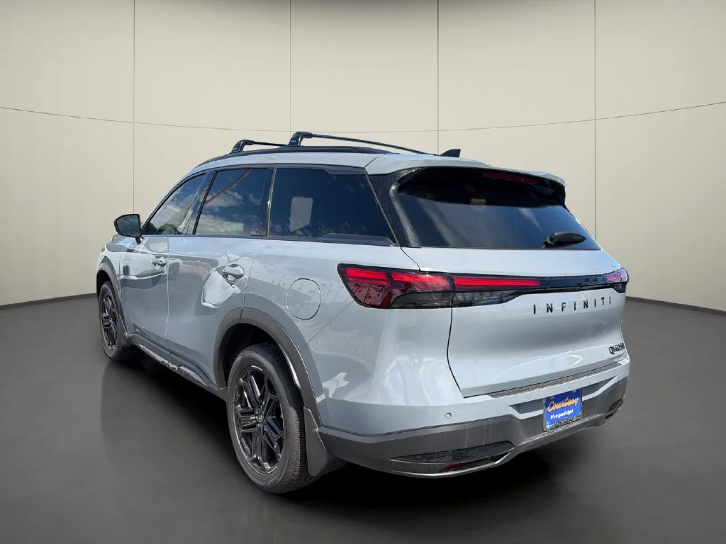 New 2027 HARBOR GRAY INFINITI Sport AWD image 5
