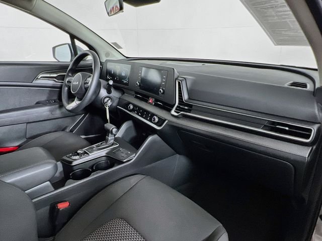 2023 Kia Sportage LX - Photo 35