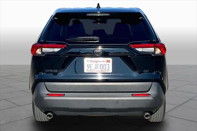 Certified Used 2022 MIDNIGHT BLACK METAL Toyota  image 4