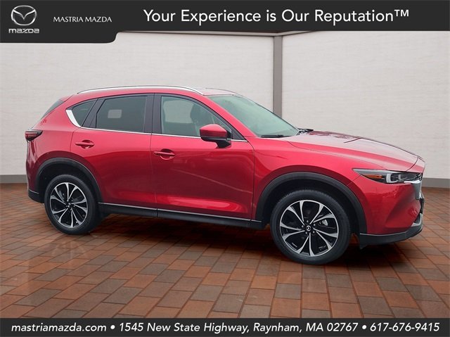 2023 Mazda CX-5 S Premium package