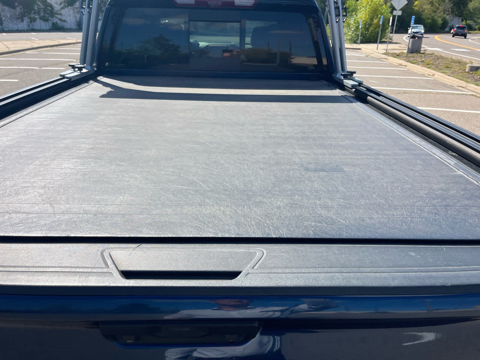 Used 2022 Northsky Blue Metallic Chevrolet High Country image 4