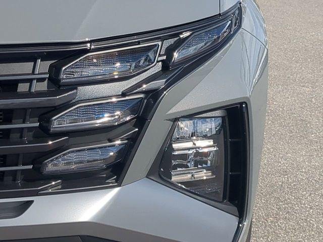 New 2025 Gray Hyundai SE FWD image 10