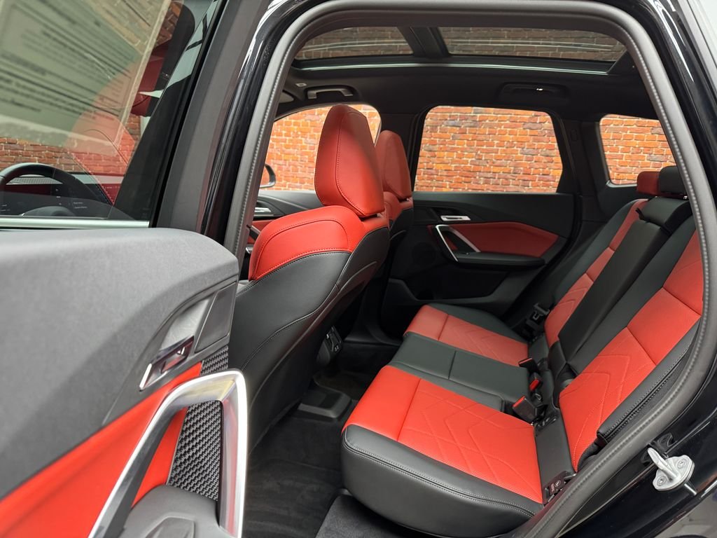 2025 BMW X1 28i - Photo 24