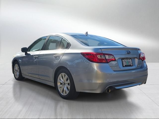 Used 2017 Ice Silver Metallic Subaru 2.5i image 5