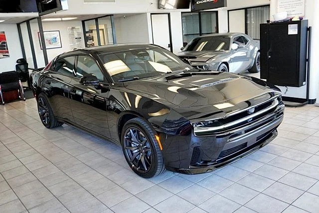 New 2026 Diamond Black Crystal Pearlcoat Dodge Scat Pack Plus image 3