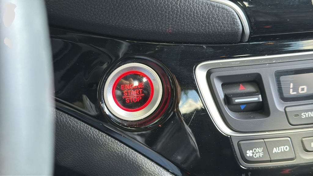 Used 2022  Honda Black Edition image 35