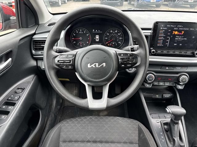 Used 2023 Red Kia S image 15