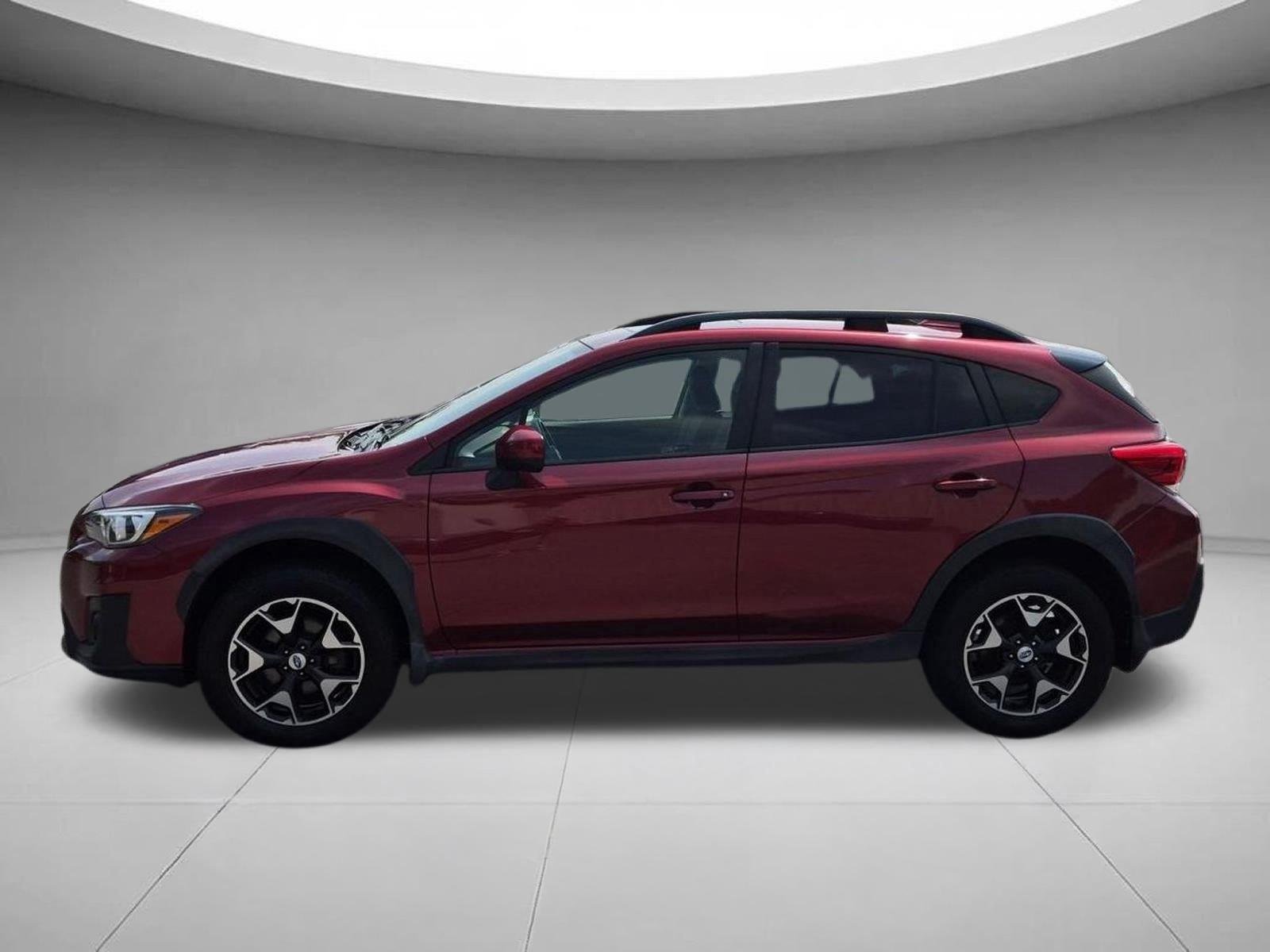 Used 2018 Venetian Red Pearl Subaru Premium image 2