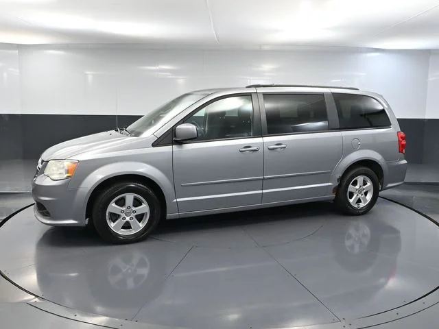 Used 2013 Silver Dodge SXT image 10