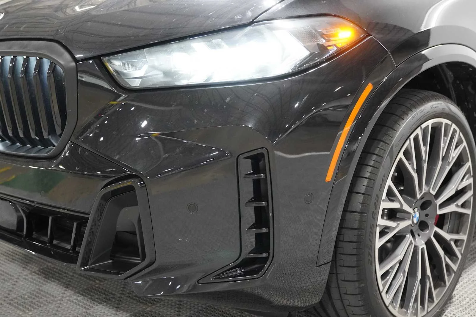 Used 2026 Black Sapphire Metallic BMW xDrive40i image 8