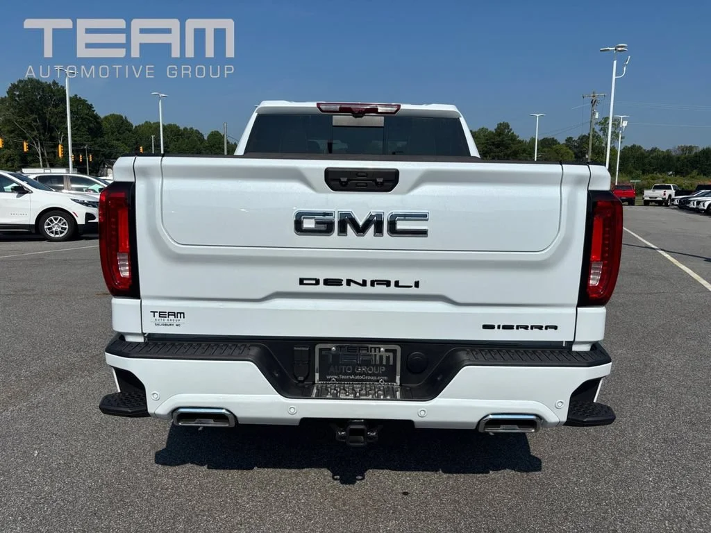 Used 2026 Glacier White Tricoat GMC Denali Ultimate image 27
