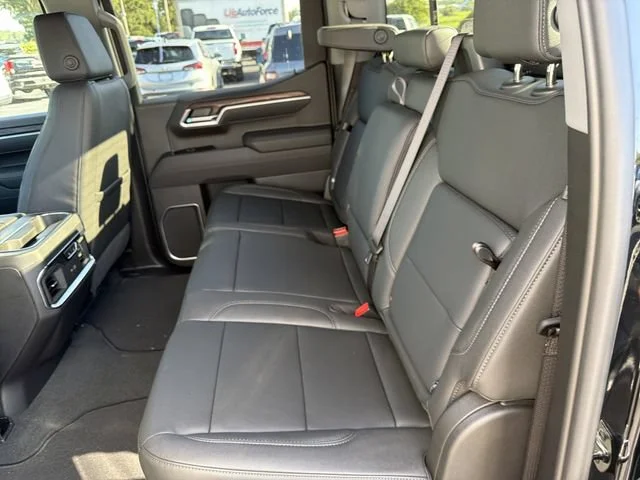 New 2026 Onyx Black GMC SLT image 17