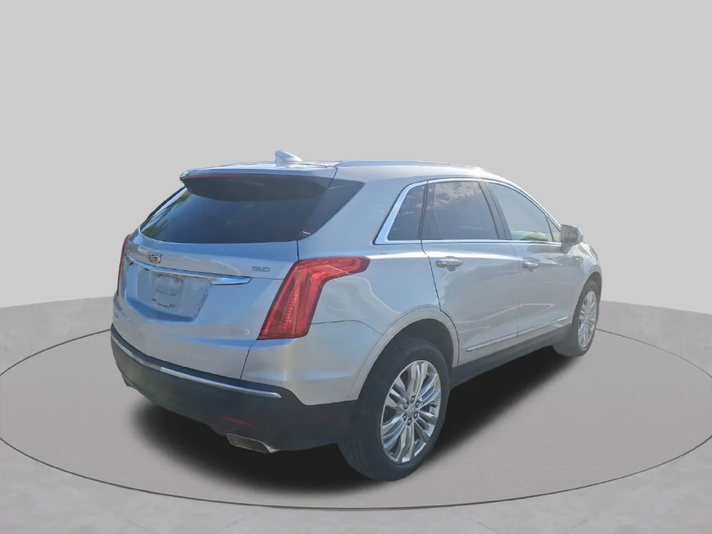 Used 2018 Silver Cadillac Premium Luxury image 7