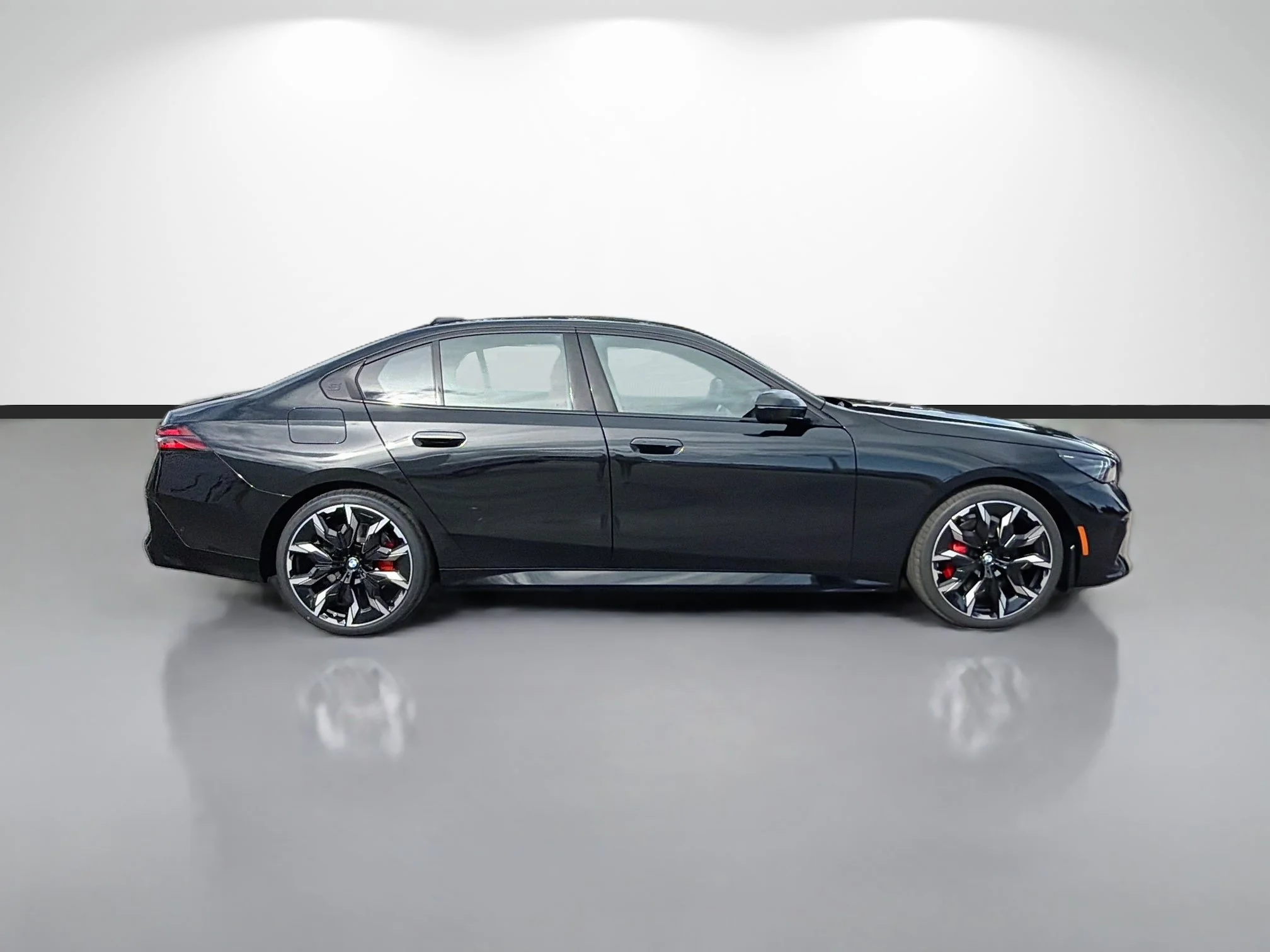 New 2027 Black Sapphire Metallic BMW 530i xDrive image 2