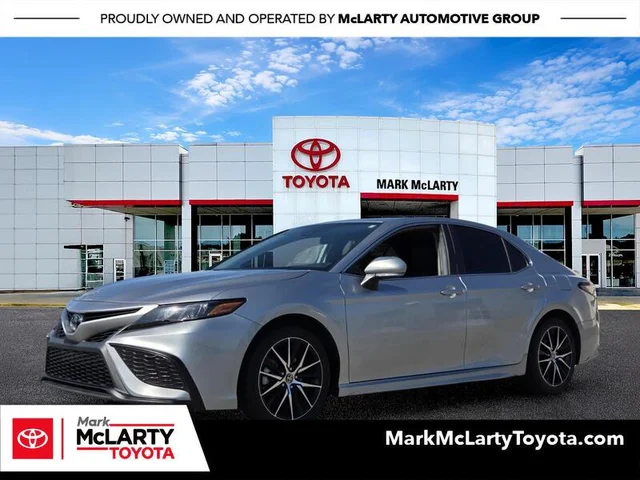 2024 TOYOTA CAMRY SE AUTO