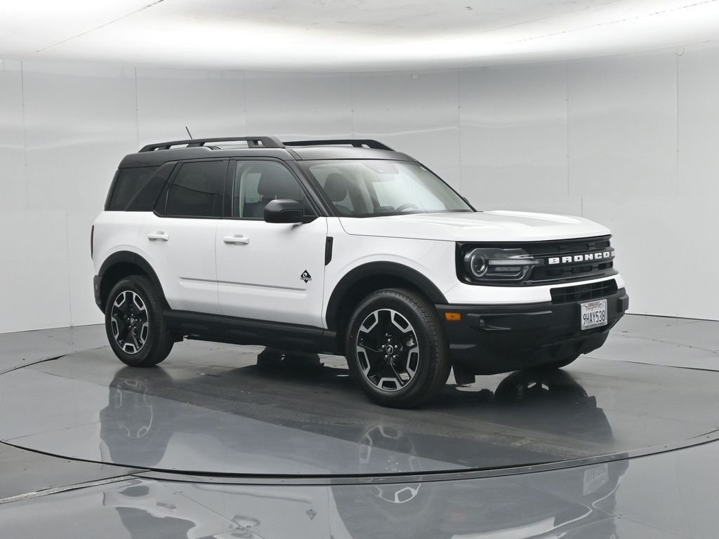 Used 2023 White Ford Outer Banks image 28