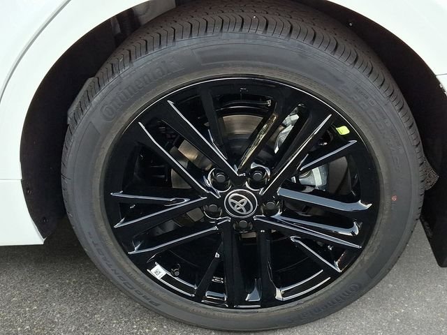 New 2026 Ice Cap Toyota SE image 5