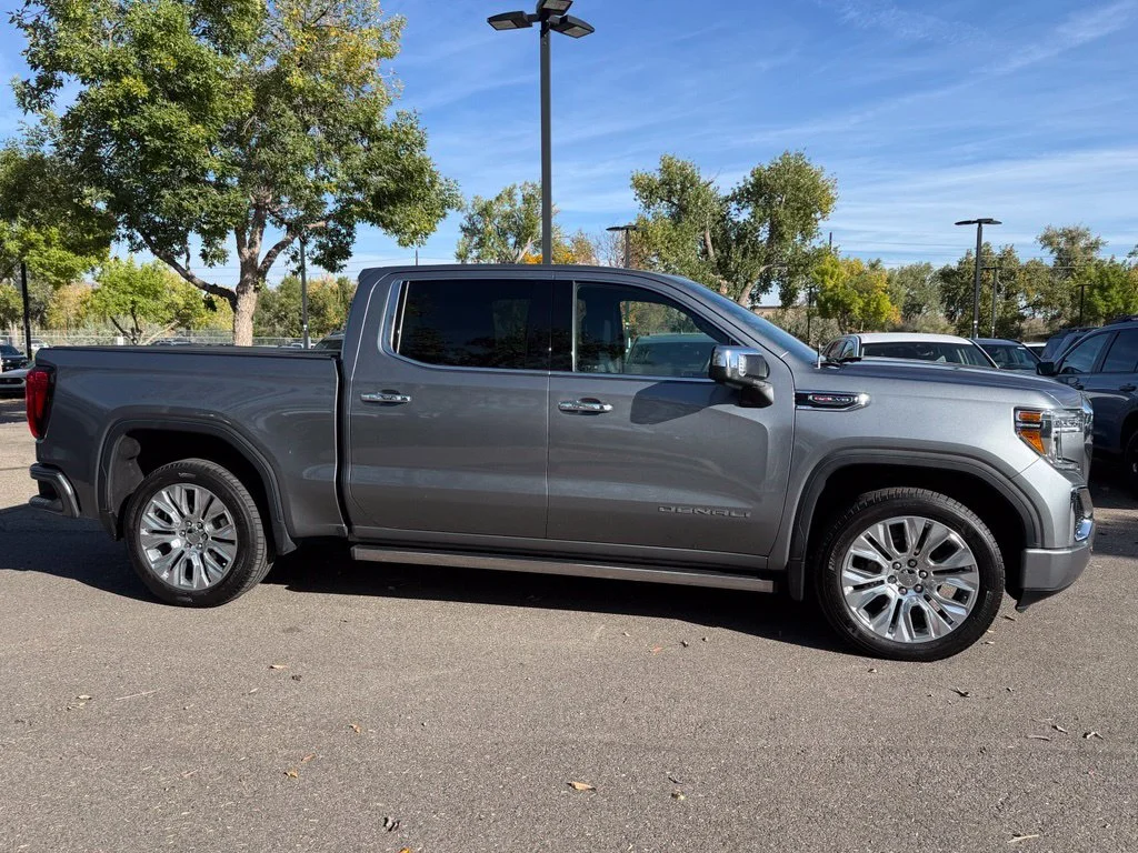 Used 2020 Steel Metallic GMC Denali image 3