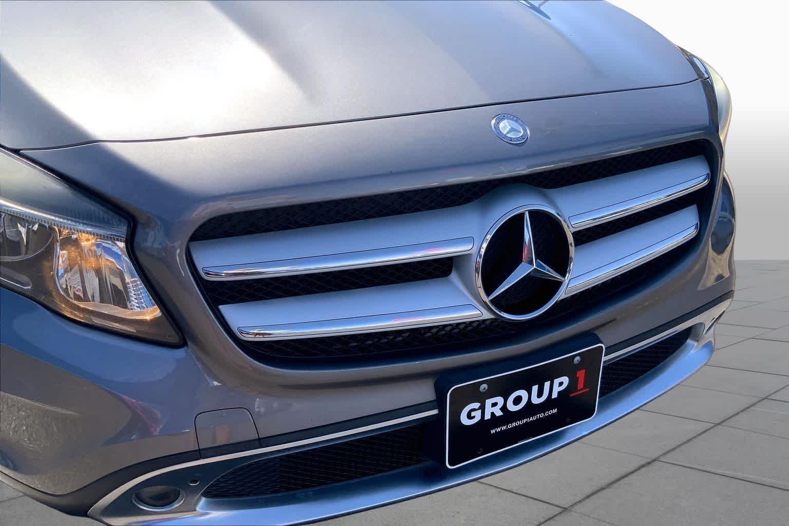 Used 2016 Mountain Gray Metallic Mercedes-Benz GLA 250 image 30