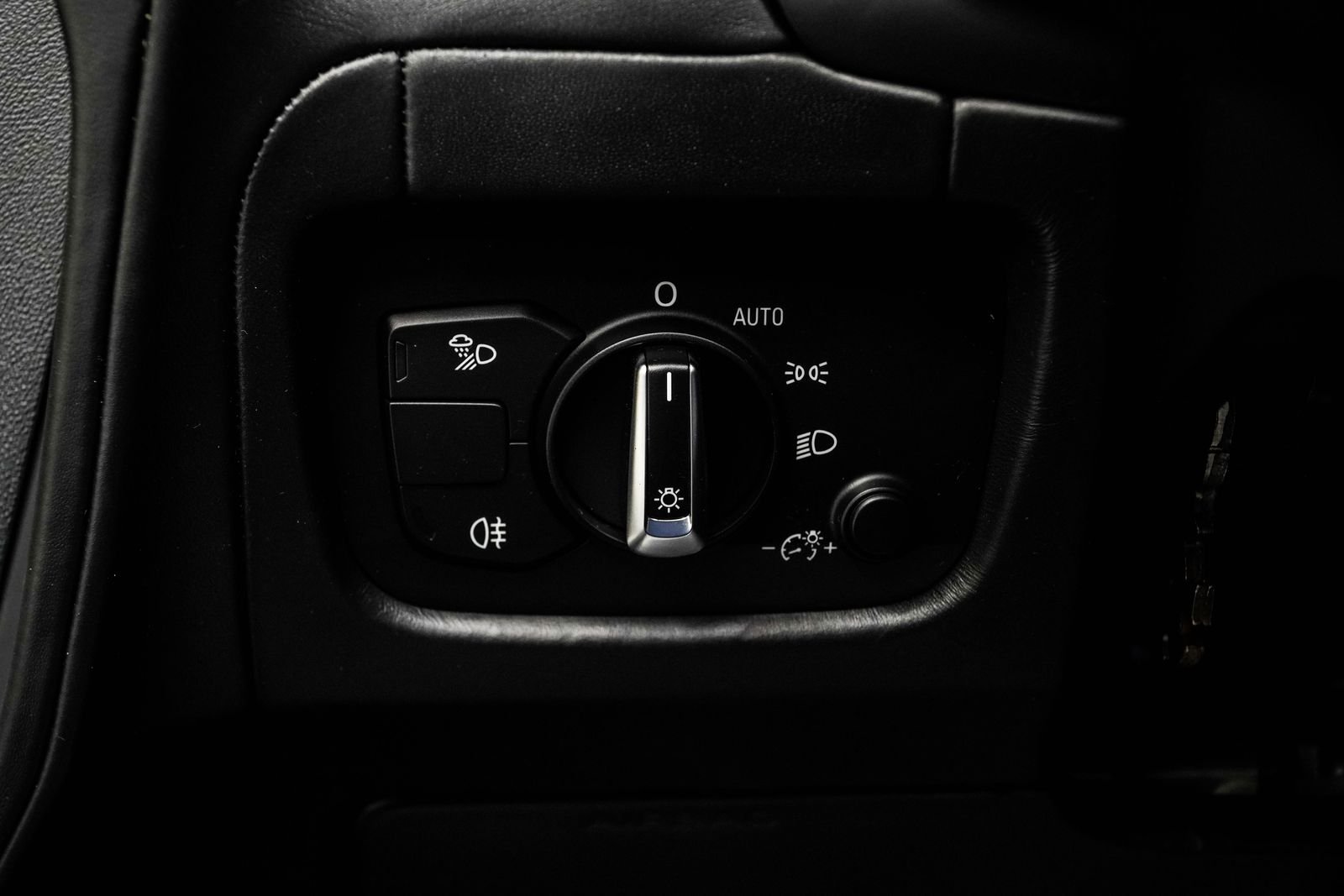 Used 2017 Green Audi 5.2 image 36