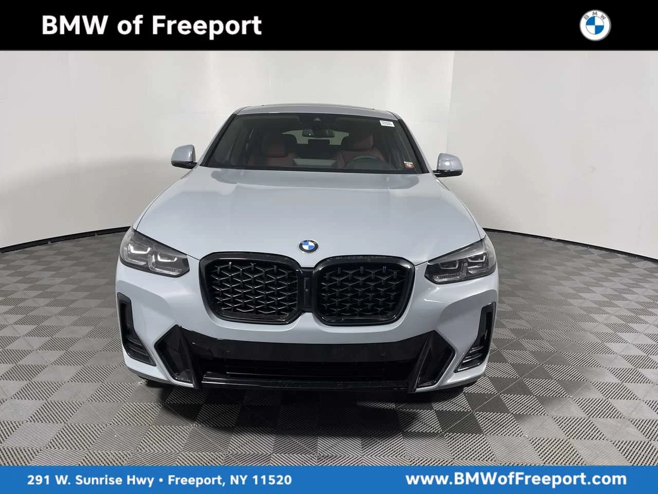 2023 BMW X4 xDrive30i's photo