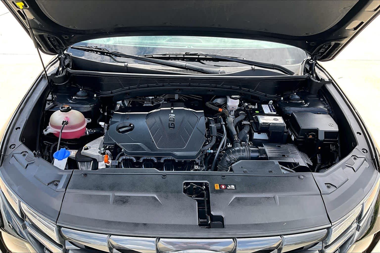 Used 2024 Black Pearl Hyundai SEL image 32