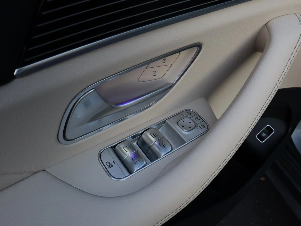 New 2026 Selenite Grey Metallic Mercedes-Benz GLE 580 image 27