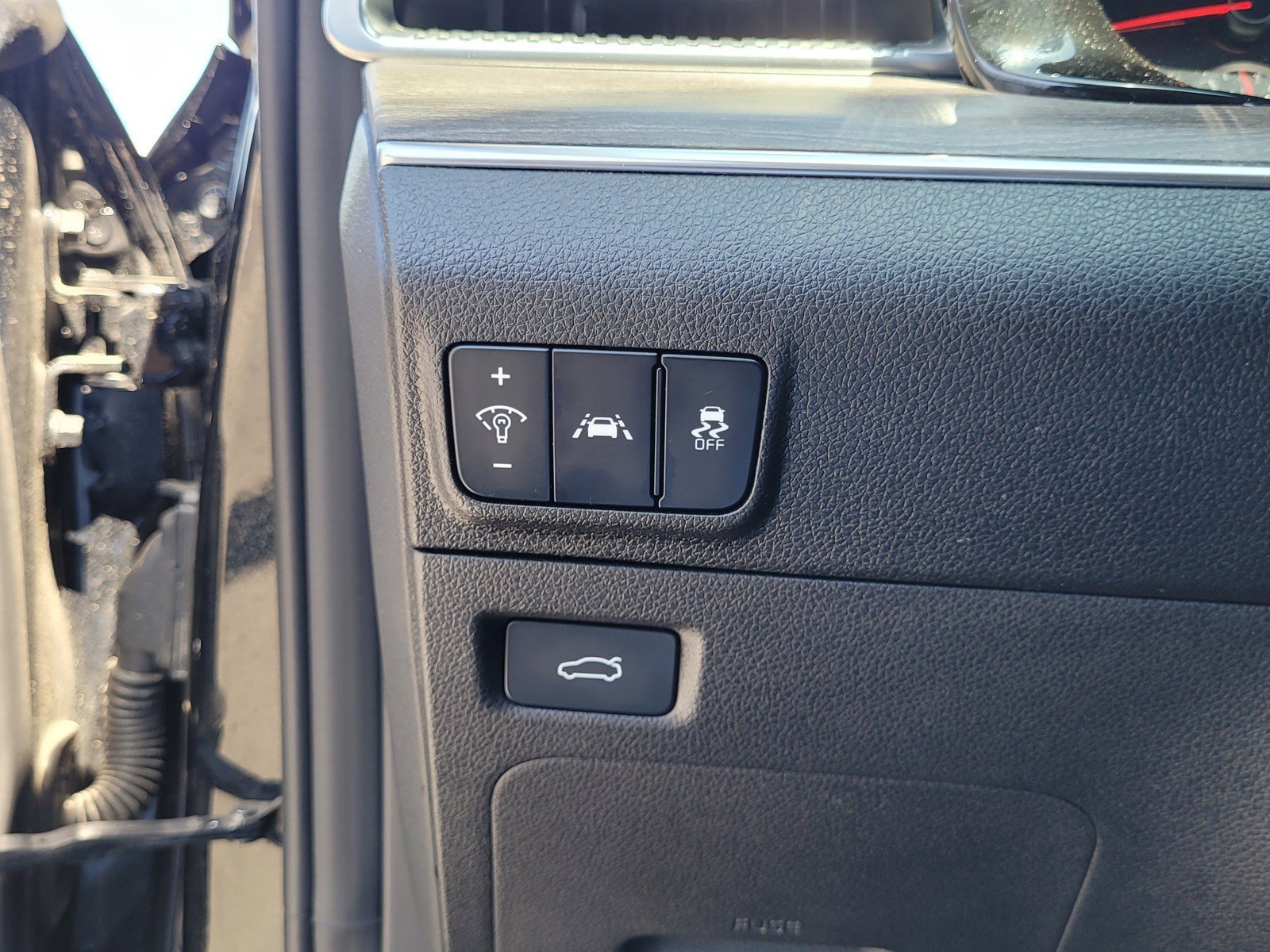 2021 Kia K5 EX - Photo 24
