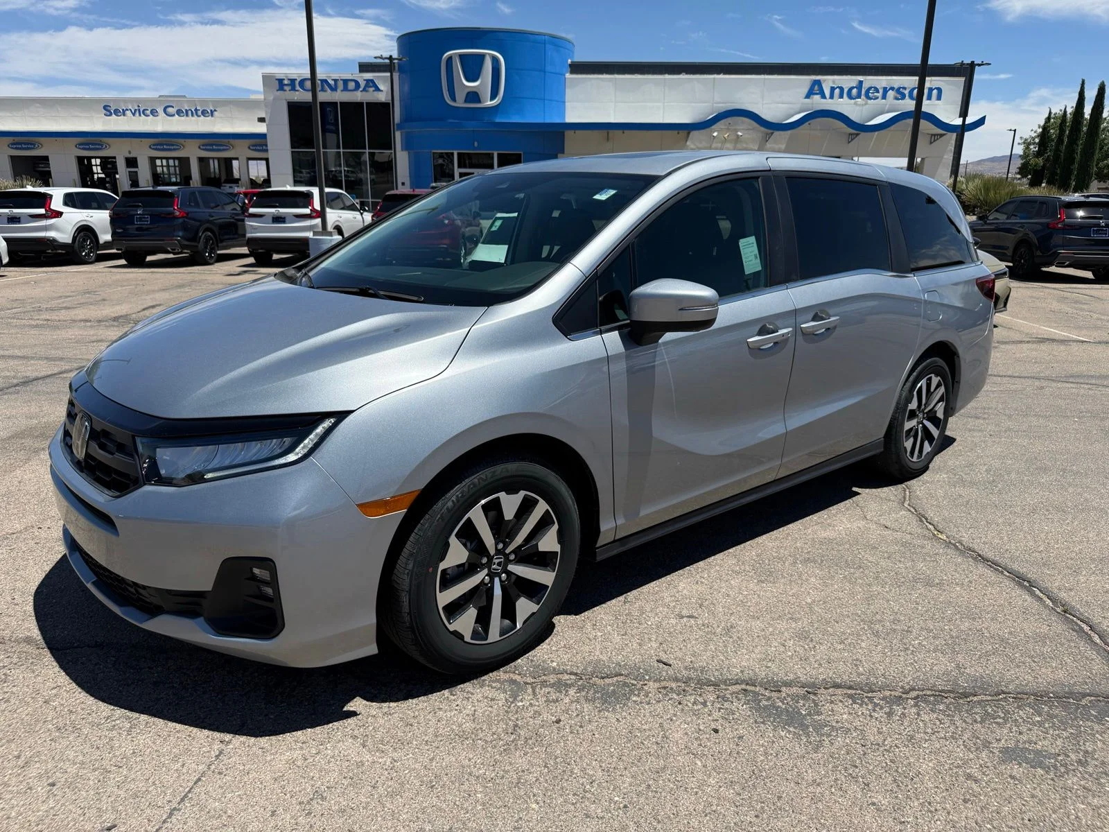 2025 Honda Odyssey EX-L's photo