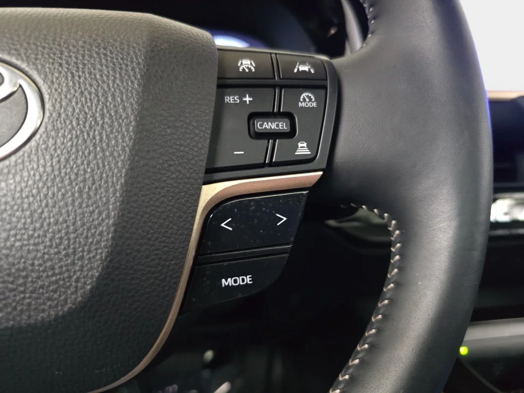 Used 2025 Red Toyota Limited image 21