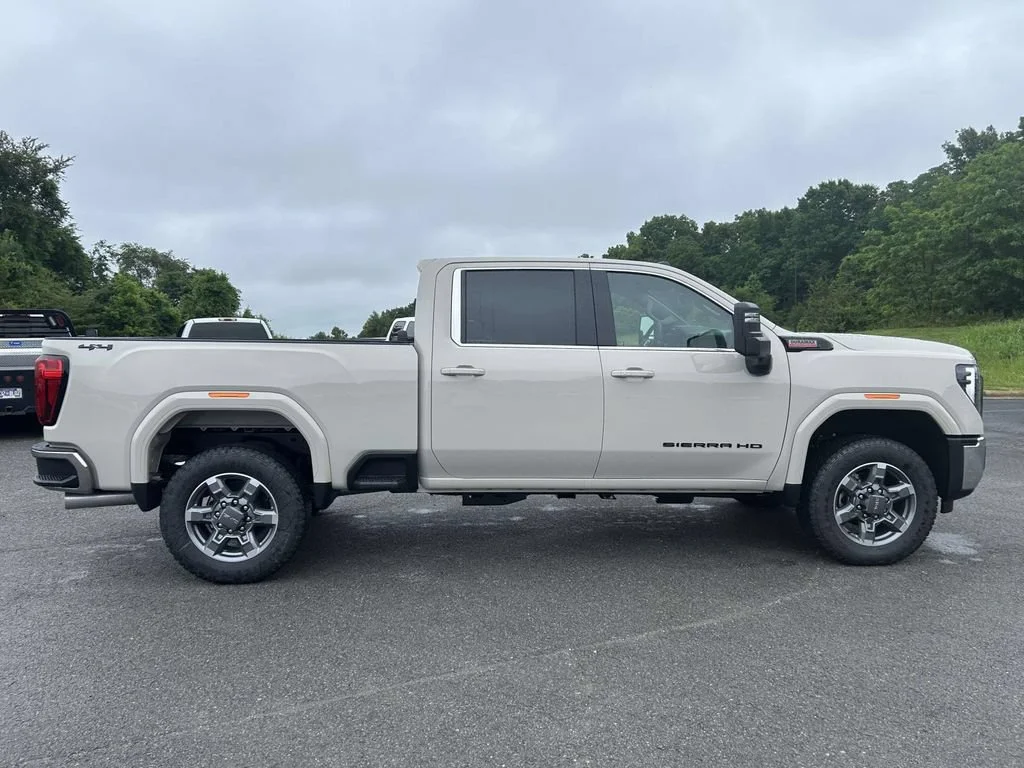 New 2026 Coastal Dune GMC SLE image 2