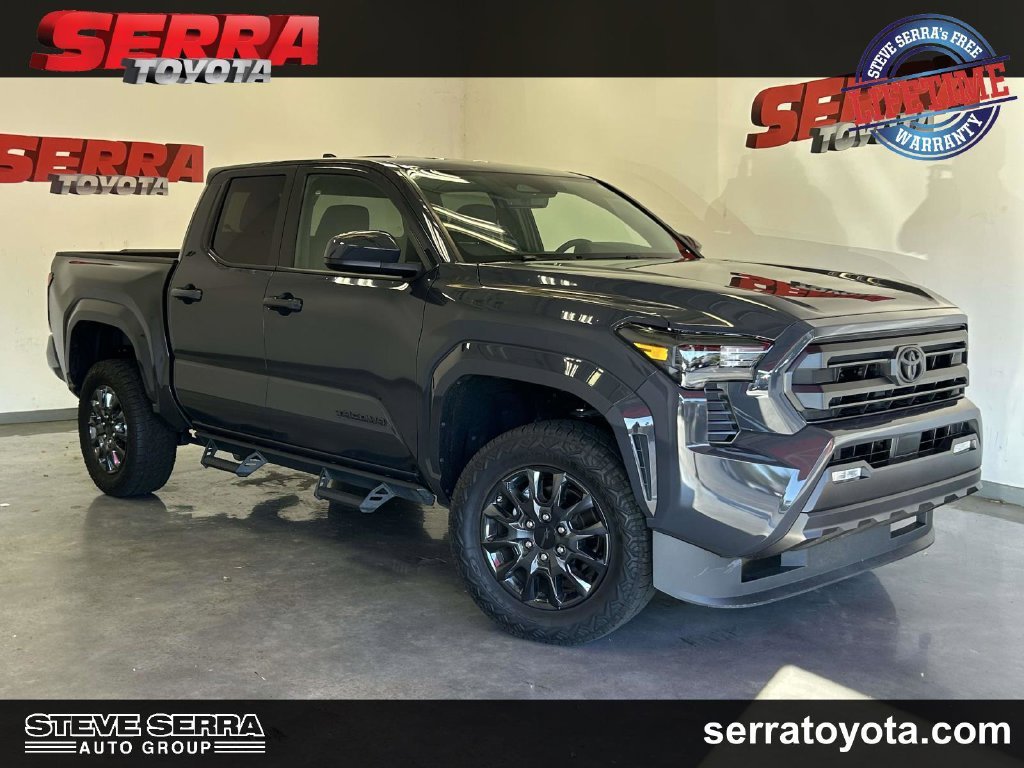 Used 2025  Toyota SR5 image 1