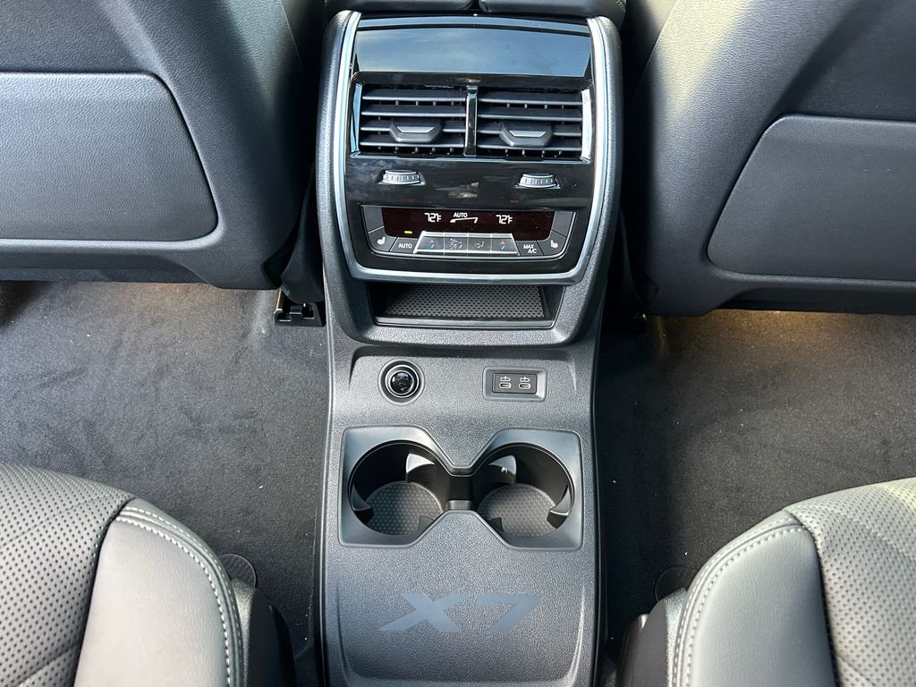 New 2027 Dravit Grey Metallic BMW xDrive40i image 36