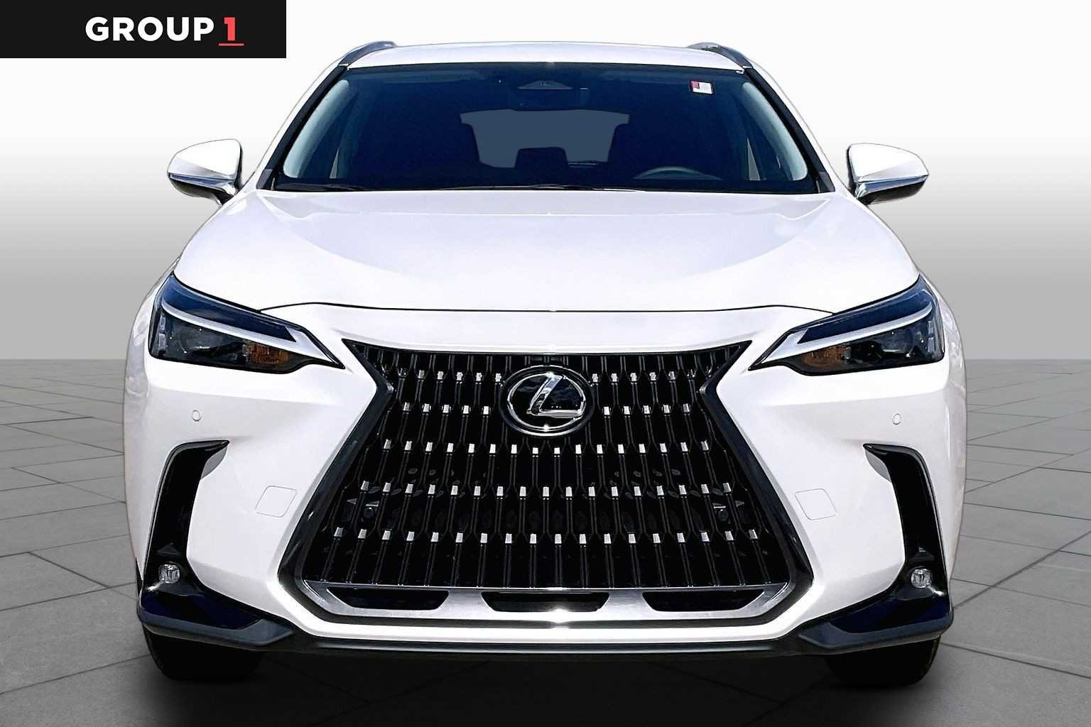 Used 2025 Eminent White Pearl Lexus  image 4