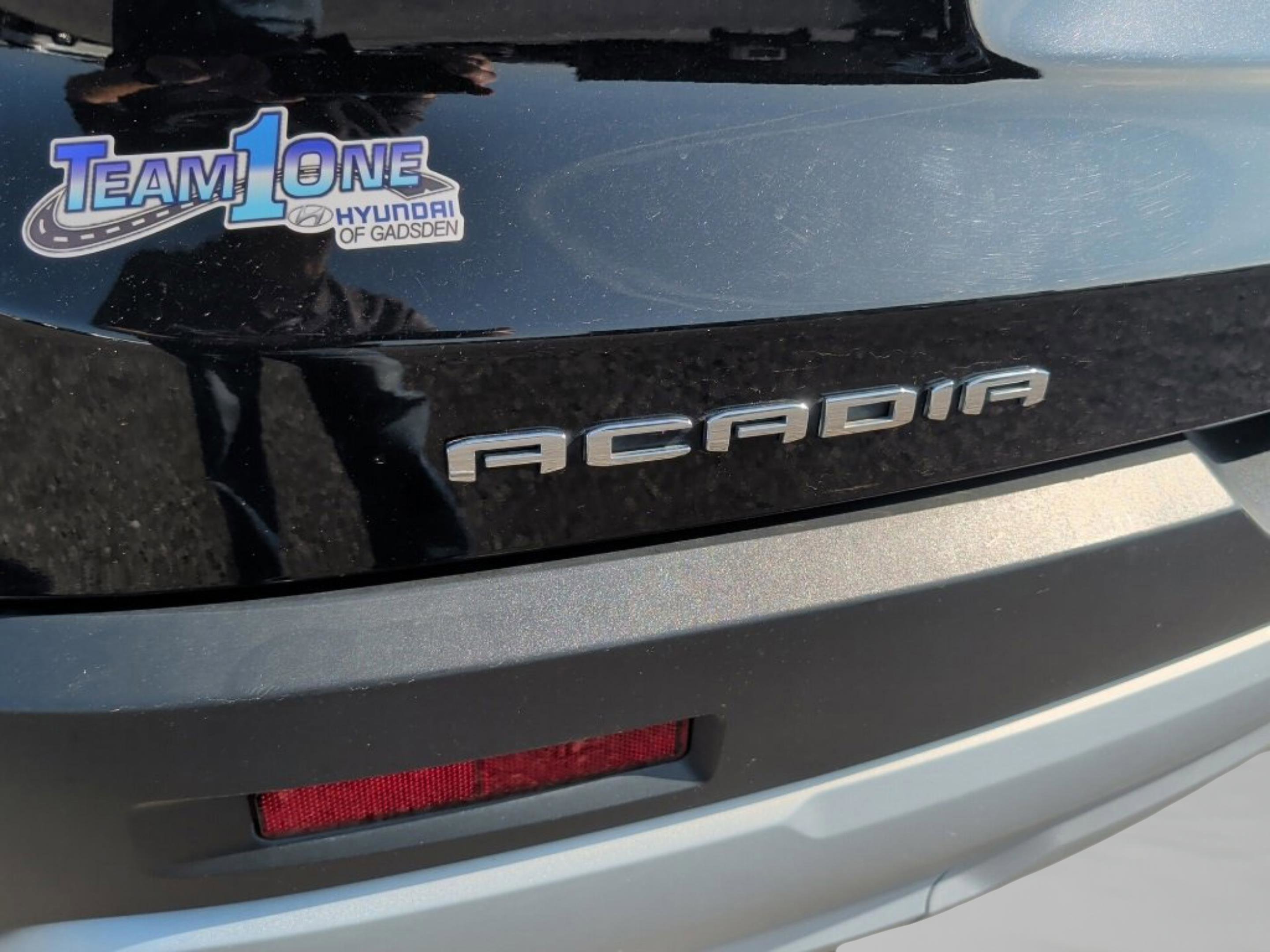 2023 GMC Acadia SLE - Photo 14