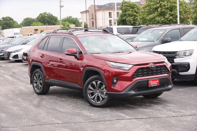 Certified Used 2025 RUBY FLARE PEARL* Toyota  image 2