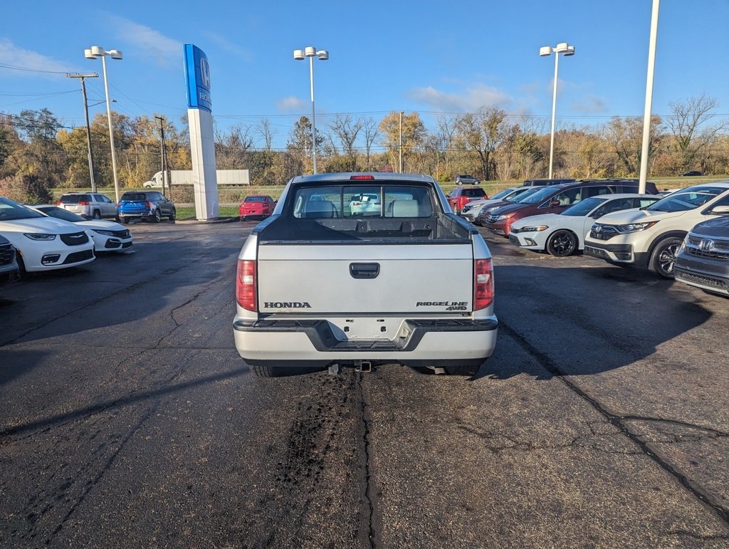 2009 Honda Ridgeline RT photo 3