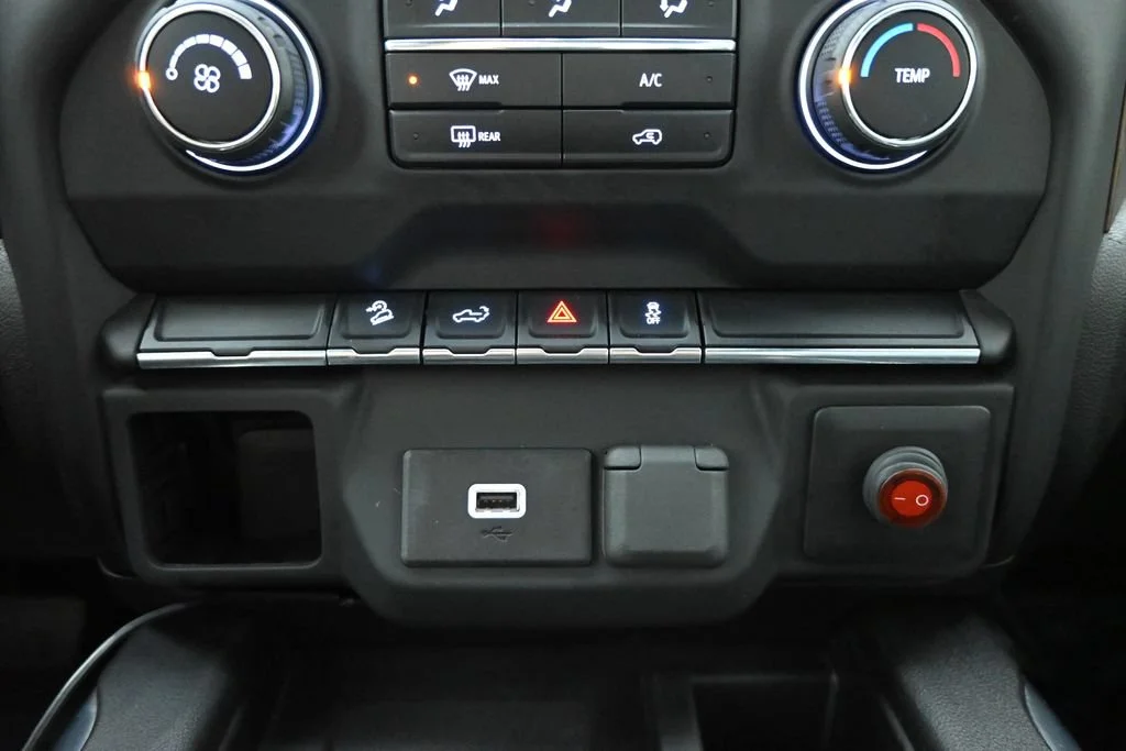 Used 2019 BLACK Chevrolet Custom Trail Boss image 30