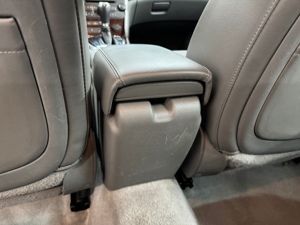 Used 2013 White Chevrolet LT image 23
