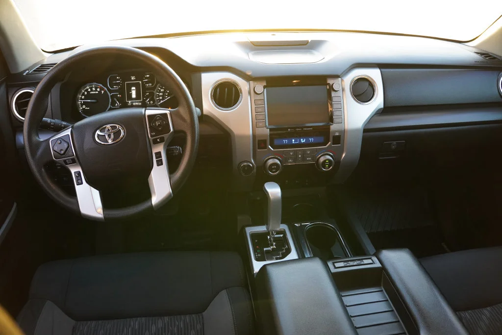 Used 2021 Midnight Black Metallic Toyota SR5 image 20