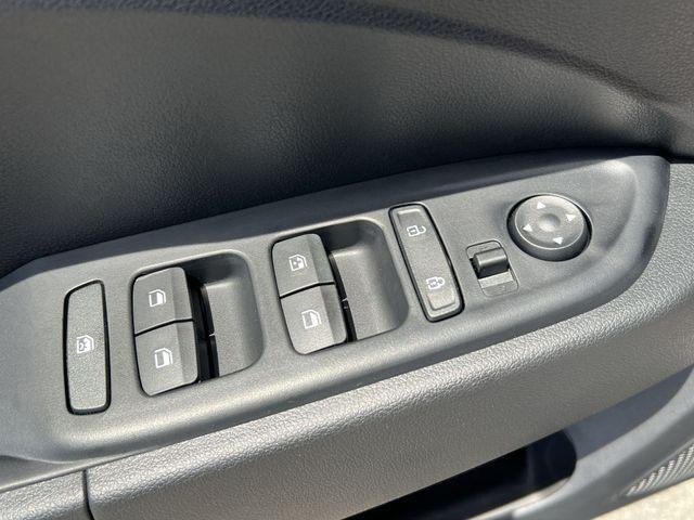 New 2026 Silver Hyundai SEL image 28