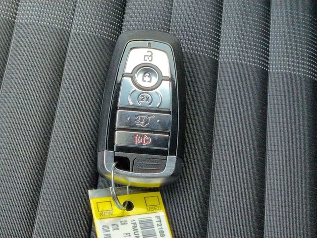 New 2026 Carbonized Gray Metallic Ford ST-Line image 28
