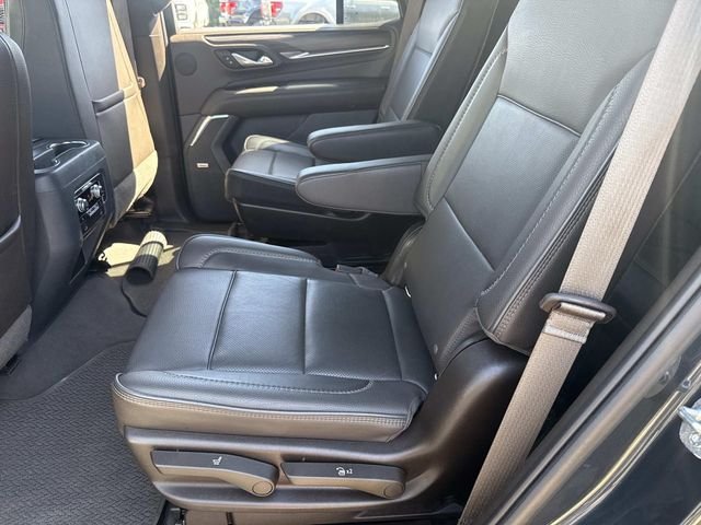 Used 2021 Hunter Green GMC Denali image 21