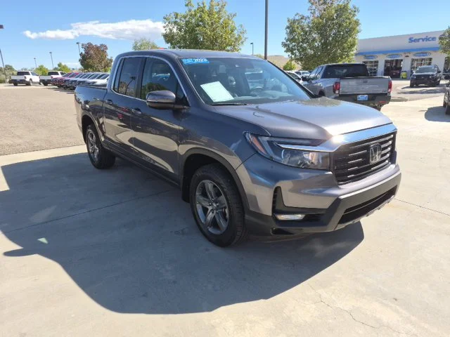 Certified Used 2023 Modern Steel Metallic Honda AWD RTL image 42