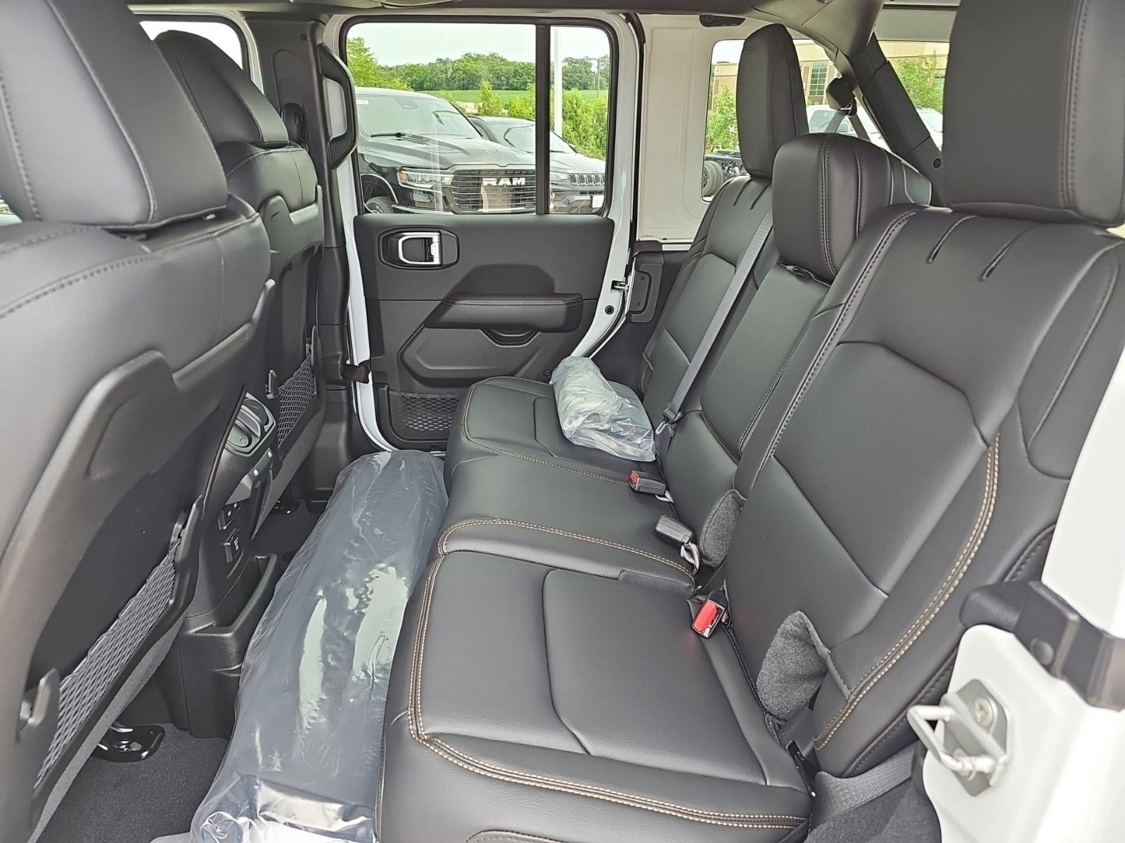 New 2026 Bright White Clearcoat Jeep Sahara image 16