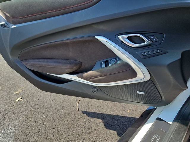 Used 2017 SUMMIT WHITE Chevrolet ZL1 image 25